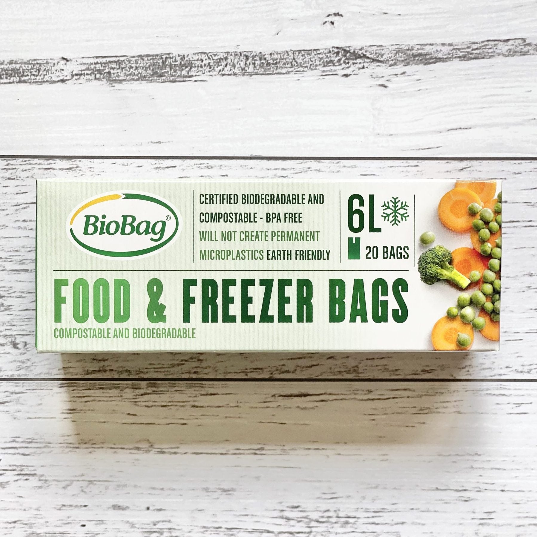 Box of BioBag 6L food and freezer bags on a wooden surface