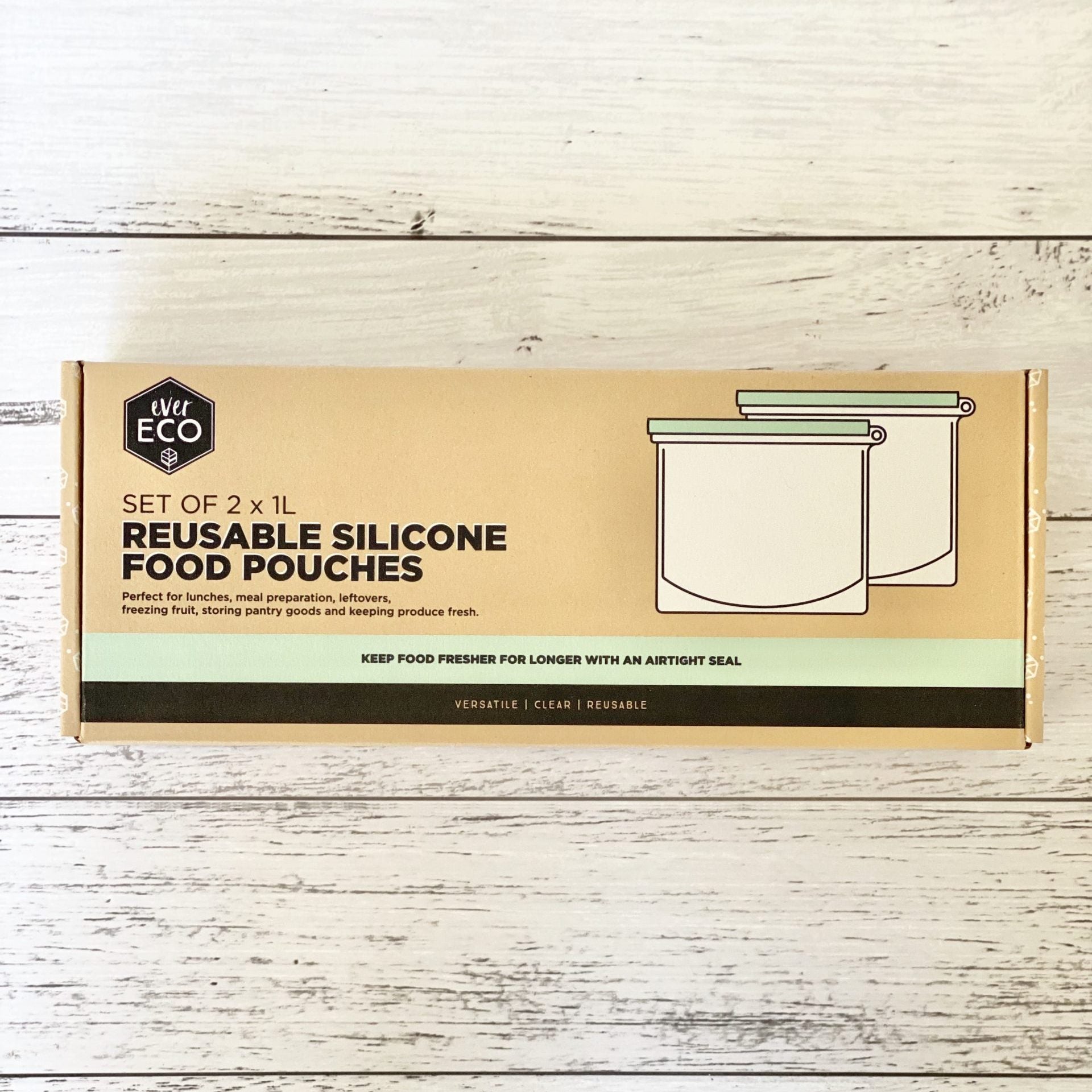 Box of Ever Eco reusable silicone food pouches, set of two 1L pouches on a wooden surface