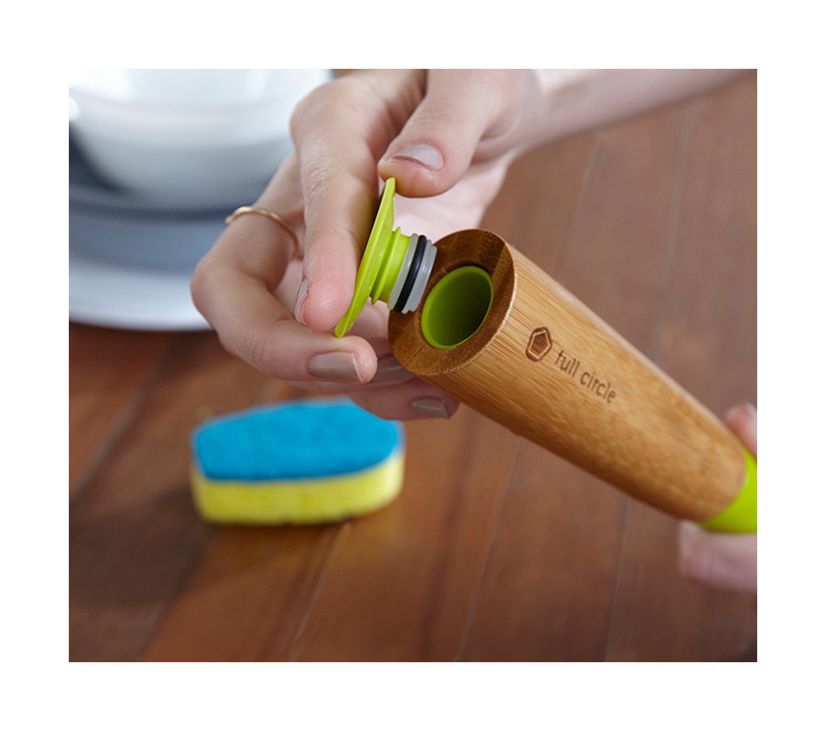 Full Circle - Suds Up Soap Dispensing Dish Sponge